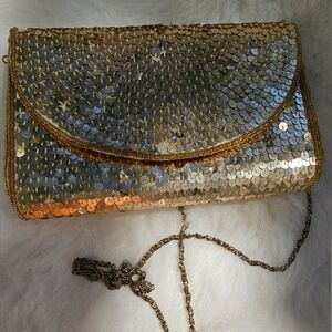 La Regale 💛Vintage Like NEW, Gold-toned Sequin Clutch, Shoulder Bag
